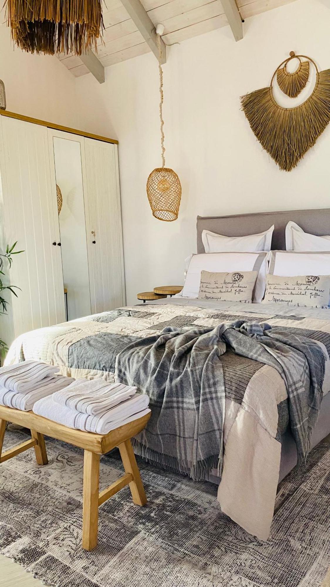 Linari Bohemian Living Apartment Kavallos  Bagian luar foto