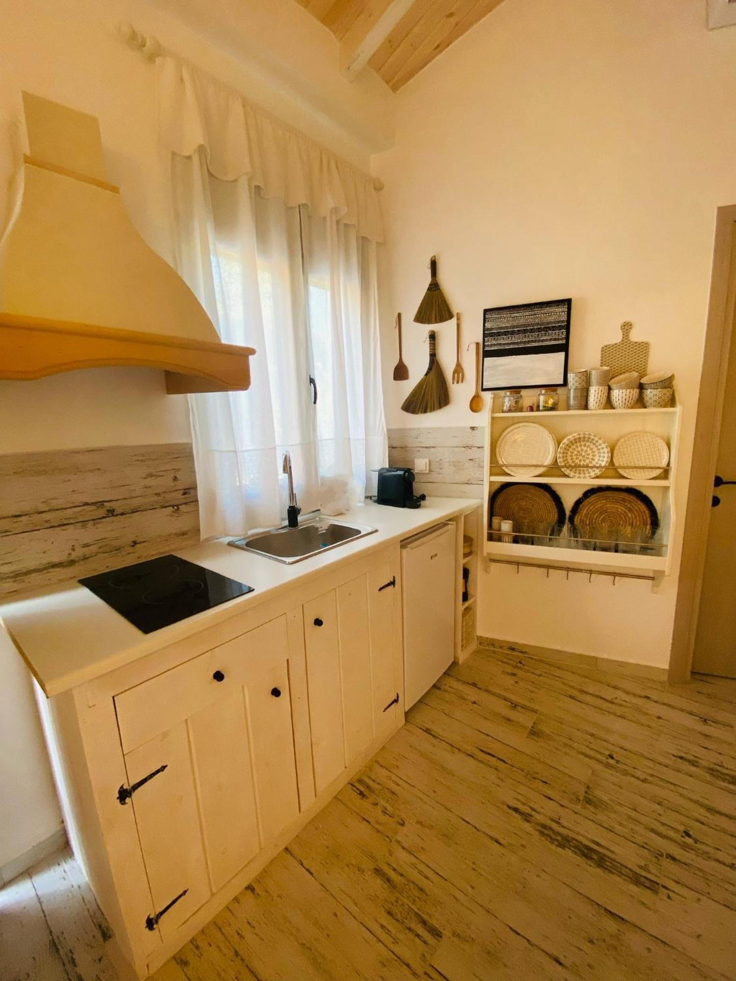 Linari Bohemian Living Apartment Kavallos  Bagian luar foto