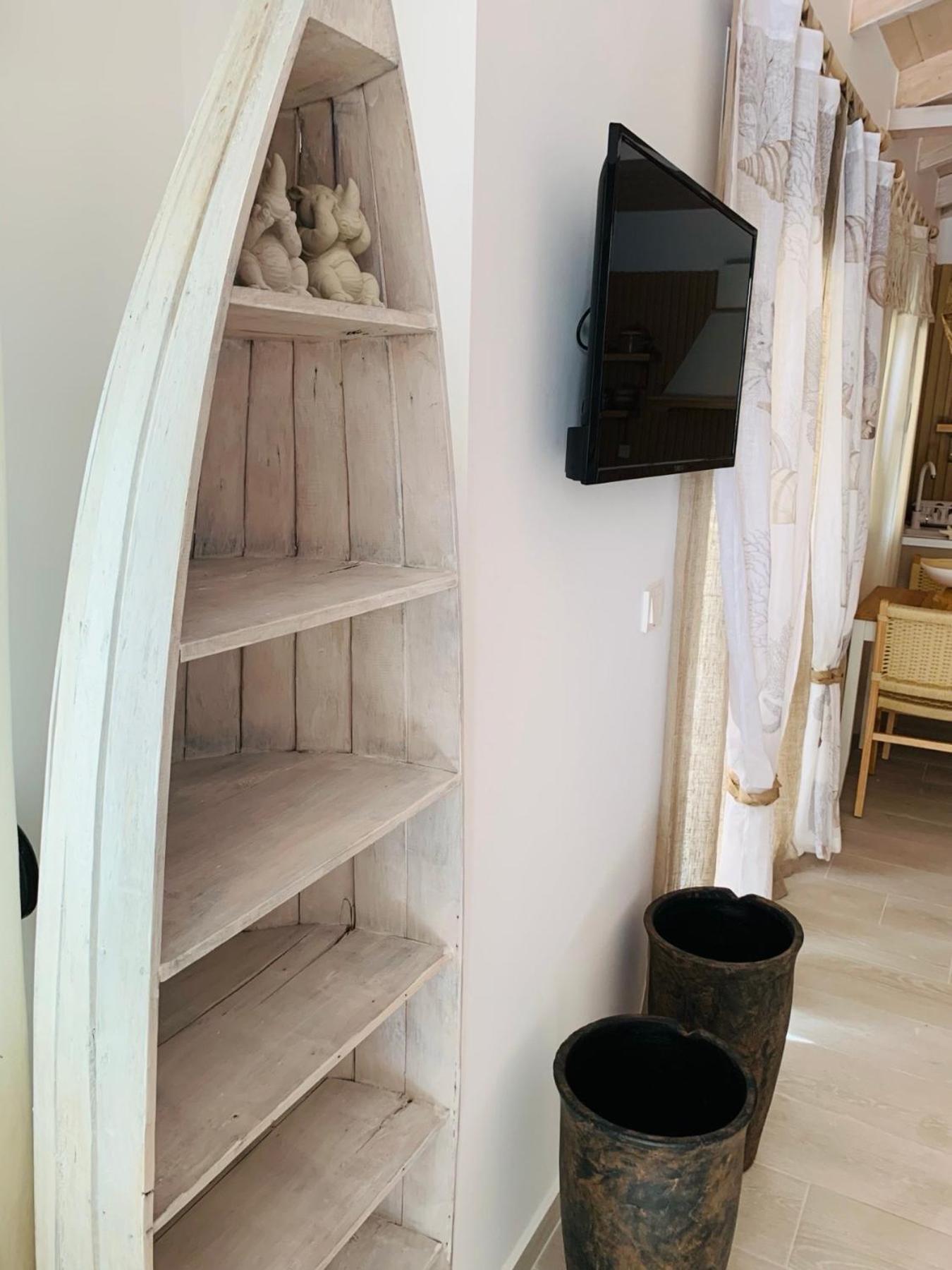 Linari Bohemian Living Apartment Kavallos  Bagian luar foto